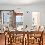 Reggina's Finikas (Syros)
