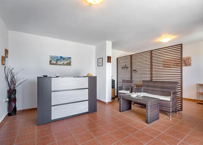 Reggina's * Finikas (Syros)